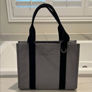 Lululemon Black and Gray Tote Bag